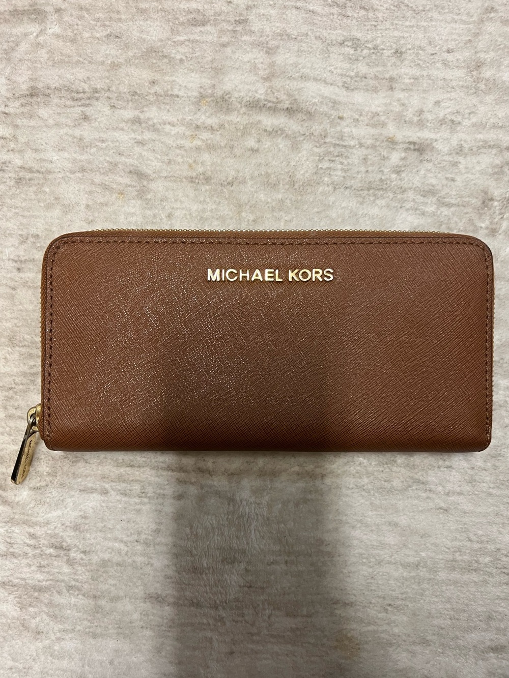 🐻Michael Kors 🤎💵💳 JetSet Brown Saffiano Continental Leather Zip Wallet